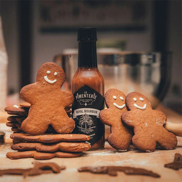 BONSHOMMES EN PAIN D’ÉPICES ET À LA SAUCE ROYAL BOURBON